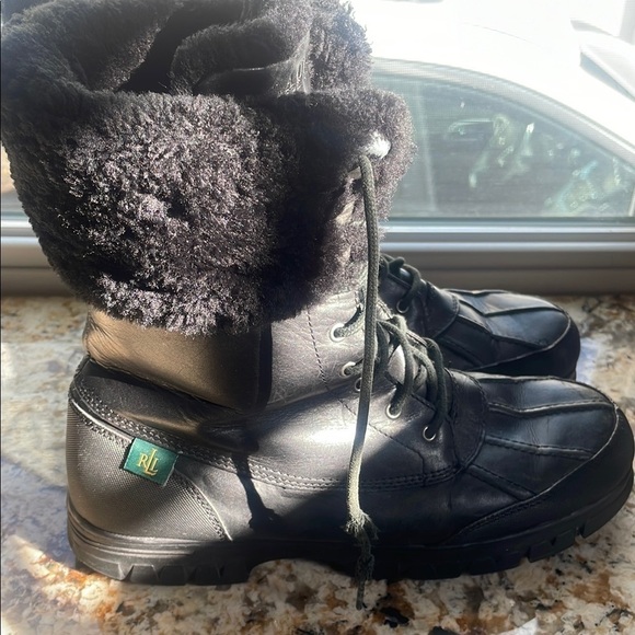 Ralph Lauren Rugged Black Fur-Lined Boots - Picture 5 of 14
